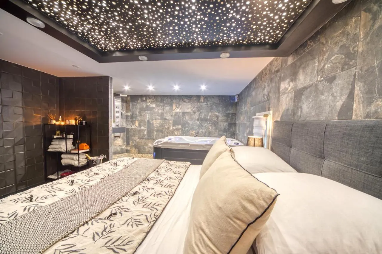 L'Eden Love - Jacuzzi / Sauna Grenoble 0*,